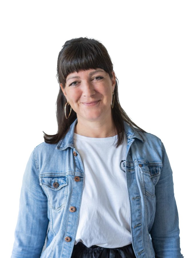 Eva Raunig, BA
